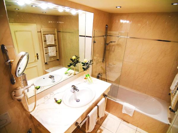 Zur Weinsteige : photo 6 de la chambre chambre double confort dépendance