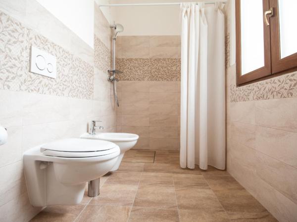 Lady Verona Residence : photo 9 de la chambre chambre double supérieure mansardée