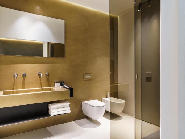 Meo Design Suites & Spa : photo 7 de la chambre chambre lit king-size deluxe