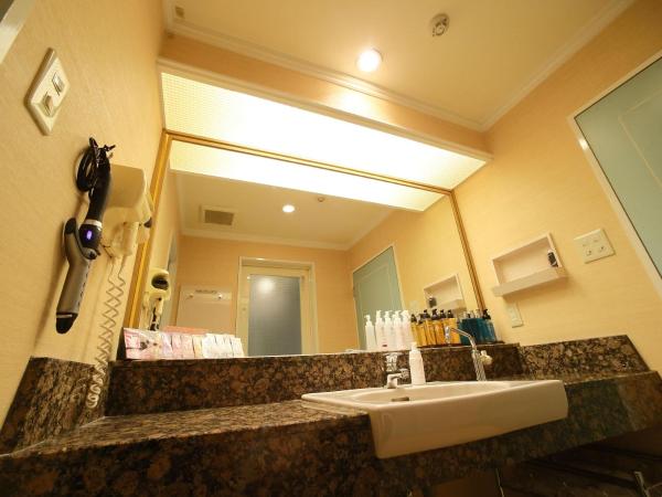 Hotel Fine Garden Kyoto Minami : photo 5 de la chambre chambre lit king-size standard