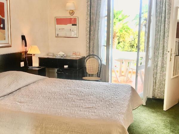 Hotel des Mimosas : photo 1 de la chambre chambre double avec terrasse