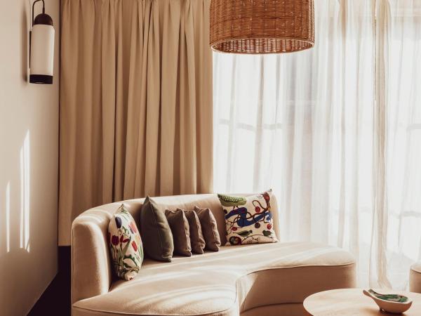 Hotel Lou Pinet : photo 5 de la chambre suite double ou lits jumeaux prestige