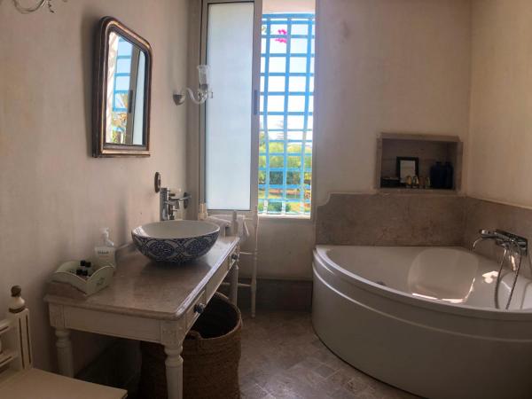 Dar Marsa Cubes : photo 3 de la chambre suite yasmine