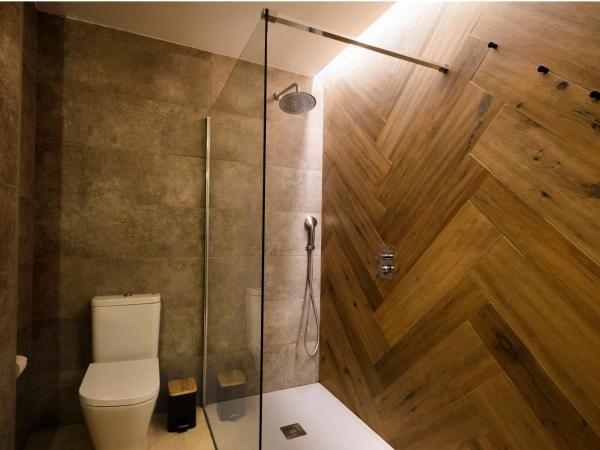 Sweet Sevilla Suites : photo 9 de la chambre chambre double avec patio