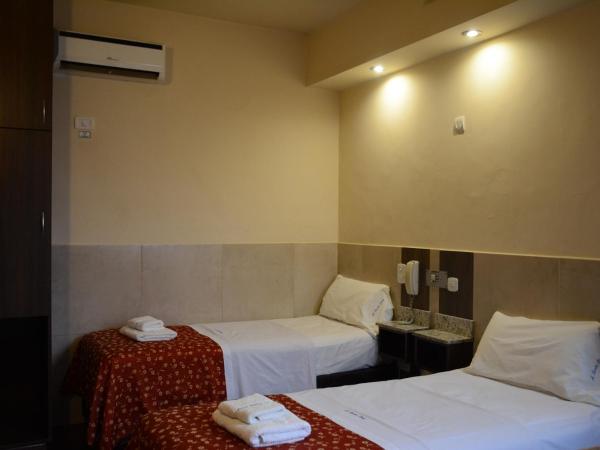 Hotel Santa Cruz : photo 8 de la chambre chambre lits jumeaux