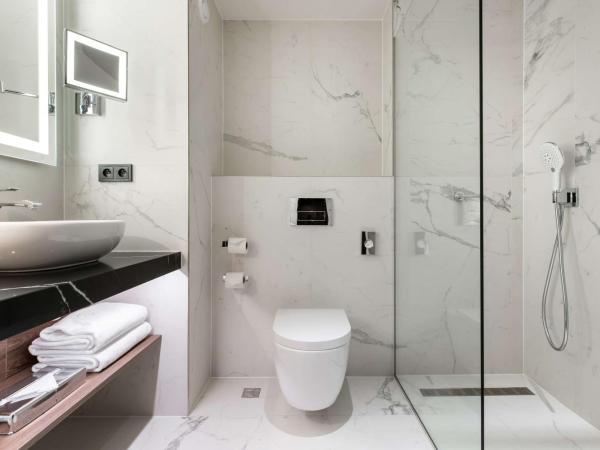 Radisson Collection Grand Place Brussels : photo 5 de la chambre chambre supérieure collection - Étage supérieur