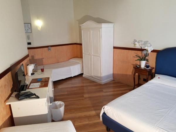 Hotel San Felice : photo 1 de la chambre chambre triple standard