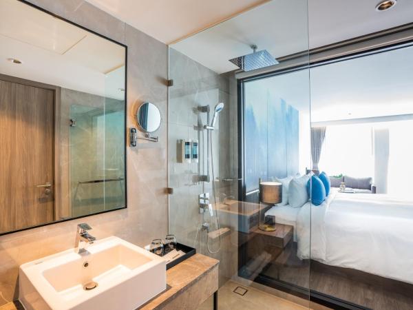 Best Western Plus Nexen Pattaya : photo 7 de la chambre deluxe double room non-smoking – corner room with pool view