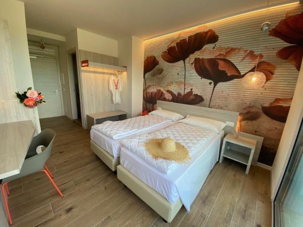 Alla Pergola : photo 10 de la chambre chambre double avec lit d'appoint