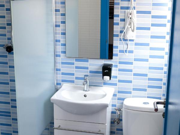 Mana Mana Youth Hostel : photo 6 de la chambre lit dans dortoir mixte de 4 lits