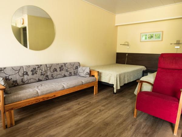 Motelli Rovaniemi : photo 7 de la chambre chambre triple Économique