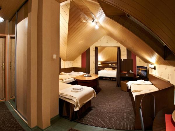 Apart A2 Bezobsługowy 24h Poznań : photo 3 de la chambre chambre familiale