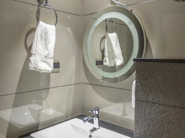 AS AIRPORT Inn : photo 4 de la chambre chambre double ou lits jumeaux standard