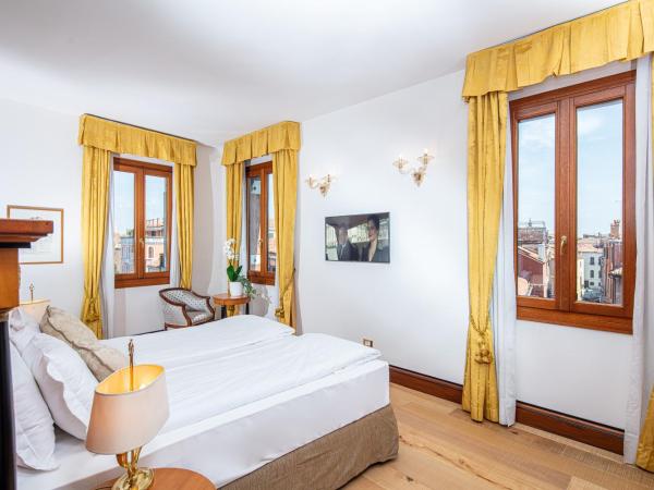 All'Angelo Art Hotel : photo 6 de la chambre suite