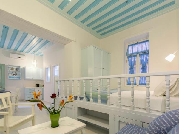 Efchi 1904 : photo 10 de la chambre suite deluxe avec lit king-size