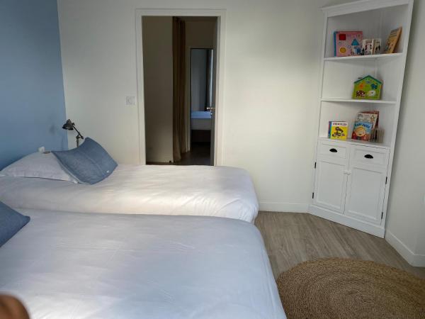 Villa Les Hydrangéas : photo 4 de la chambre suite familiale