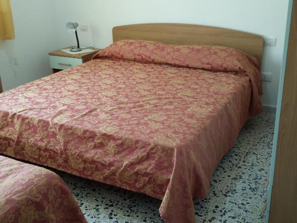 B&B Santa Gilla : photo 5 de la chambre chambre double ou lits jumeaux