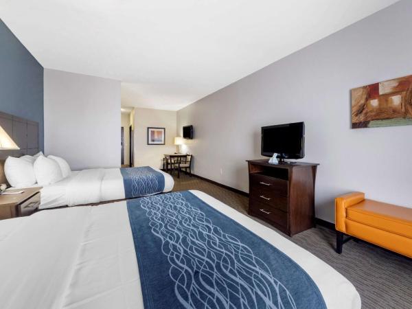 Comfort Inn & Suites Oklahoma City West - I-40 : photo 1 de la chambre suite 2 lits queen-size - non-fumeurs