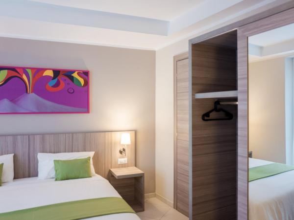 Art Suite nel Cuore di Napoli : photo 4 de la chambre chambre double ou lits jumeaux Économique