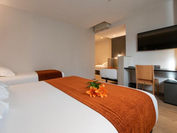 Hotel Avenida : photo 7 de la chambre chambre familiale