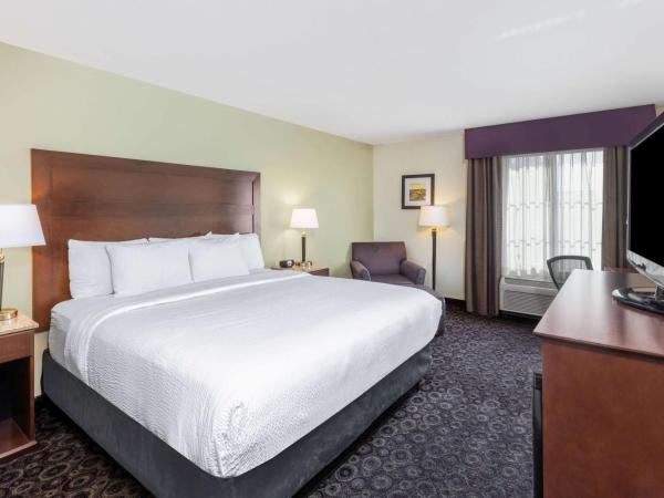 La Quinta by Wyndham Las Vegas Airport South : photo 3 de la chambre chambre lit king-size - non-fumeurs