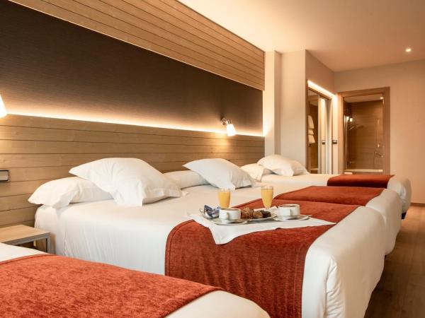 Hotel Avenida : photo 5 de la chambre chambre familiale