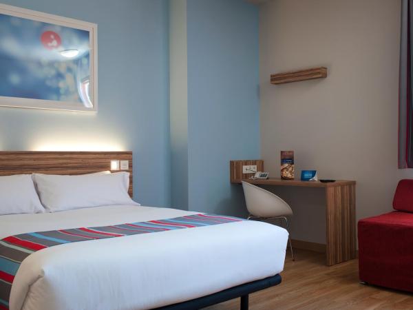 Travelodge Barcelona Poblenou : photo 4 de la chambre chambre double