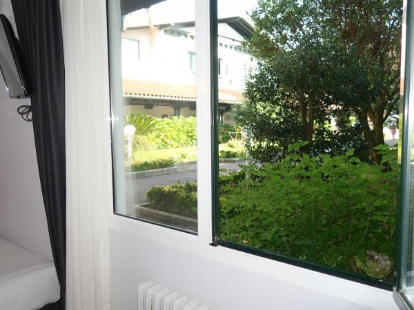 Hotel Gudamendi : photo 5 de la chambre chambre familiale