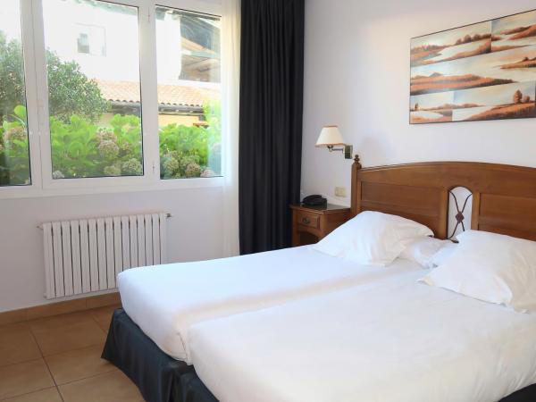 Hotel Gudamendi : photo 2 de la chambre offre spéciale - chambre lits jumeaux - vue sur jardin