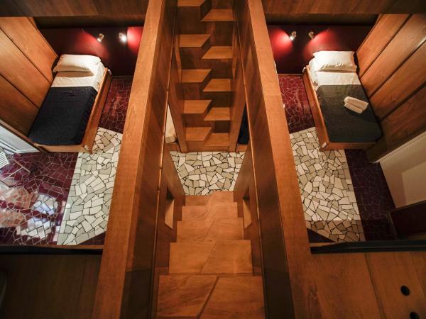 NAP Hostel Spaccanapoli : photo 3 de la chambre lit dans dortoir mixte de 10 lits