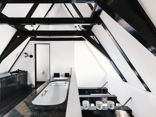 The Dylan Amsterdam - The Leading Hotels of the World : photo 1 de la chambre chambre en duplex 