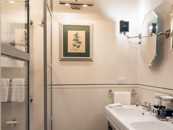 Corte Calzaiuoli Elegant Suites : photo 9 de la chambre chambre double supérieure