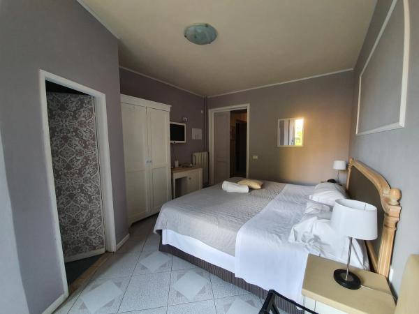 Hotel Fedora : photo 1 de la chambre chambre double avec balcon