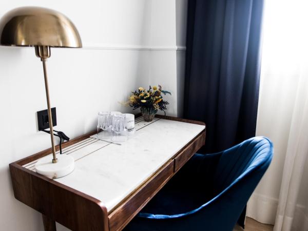 Villa Eugenia Boutique Hotel : photo 3 de la chambre chambre double ou lits jumeaux supérieure