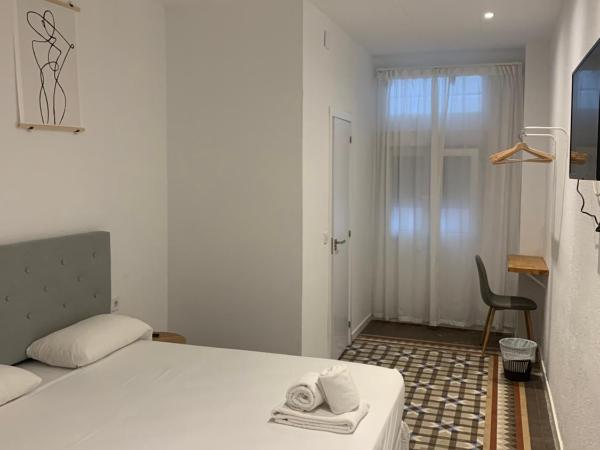 Star Home : photo 3 de la chambre chambre double avec salle de bains privative