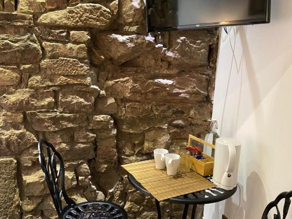 Royal Mile Balconies by the Castle : photo 4 de la chambre chambre de luxe lit king-size - catcune