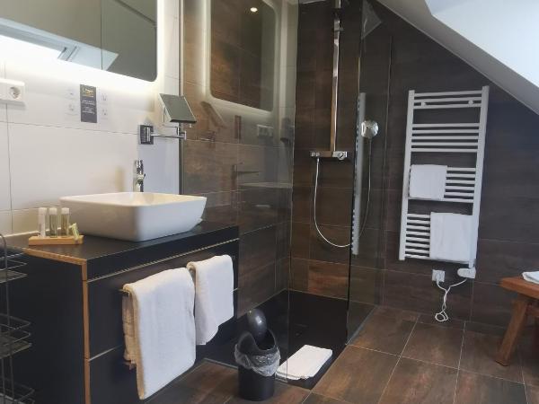 H23 Hotel Stuttgart : photo 3 de la chambre suite junior