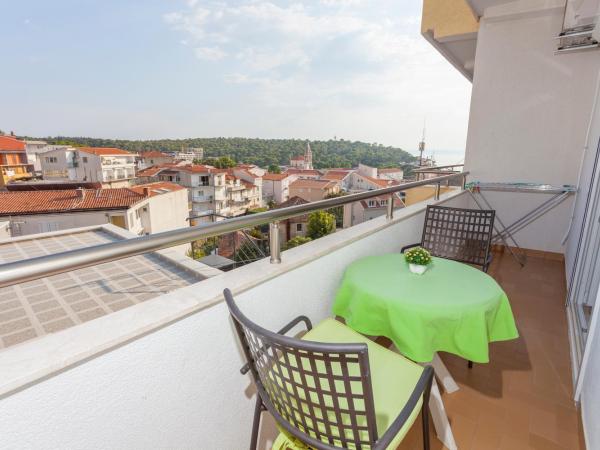 Apartments & Rooms Alagić : photo 8 de la chambre chambre double avec balcon