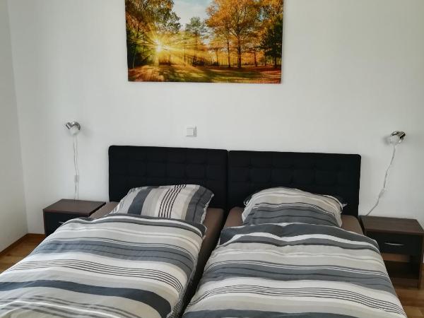 Jura Hotel : photo 1 de la chambre chambre lits jumeaux avec balcon