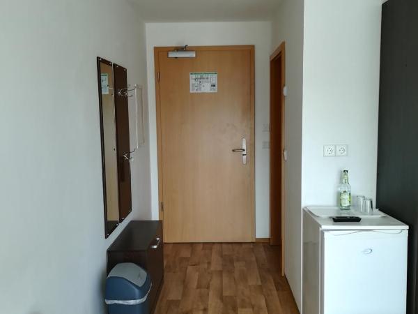 Jura Hotel : photo 7 de la chambre chambre lits jumeaux avec balcon