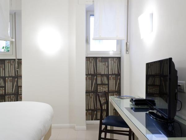 Domus Municipio : photo 2 de la chambre chambre double avec baignoire spa