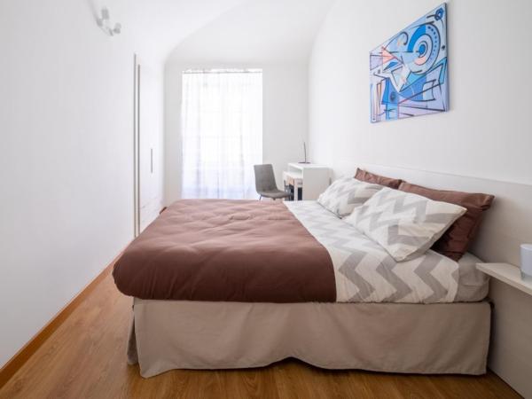 TO.STA BwithoutB HOME SHARING NEL CENTRO DI TORINO : photo 7 de la chambre chambre double