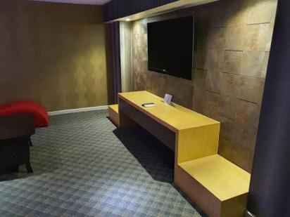 Grandeur Hotel And Spa : photo 2 de la chambre suite lit queen-size