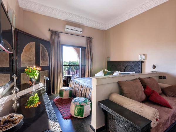 Hotel Azoul : photo 6 de la chambre chambre quadruple