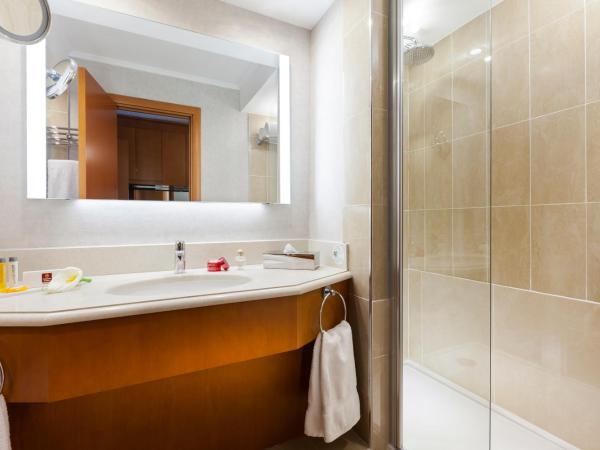 Nehô Suites Cannes Croisette : photo 2 de la chambre chambre confort