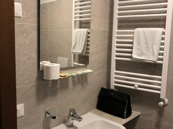 Hotel Nuovo : photo 4 de la chambre chambre double ou lits jumeaux