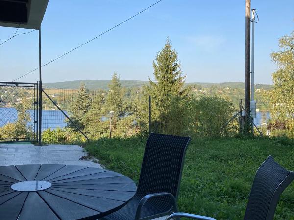 Penzion Kozí Horka u Brněnské přehrady : photo 6 de la chambre suite avec vue sur lac