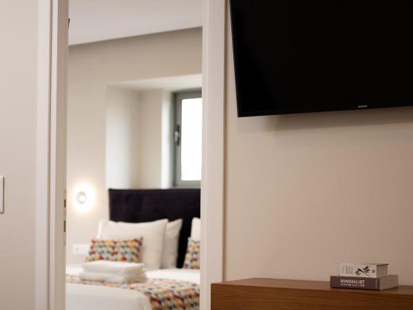 Bio Suites Hotel & Spa : photo 1 de la chambre suite deluxe avec baignoire spa