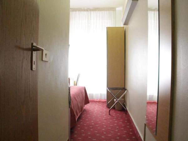 Hotel Lugano : photo 3 de la chambre chambre simple