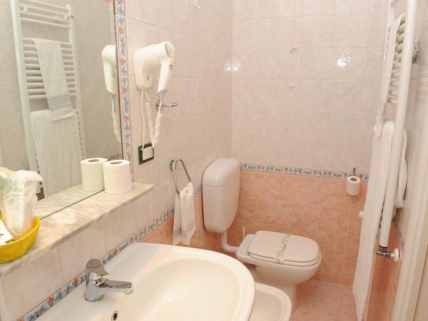 Hotel Lo Scudiero : photo 7 de la chambre chambre simple